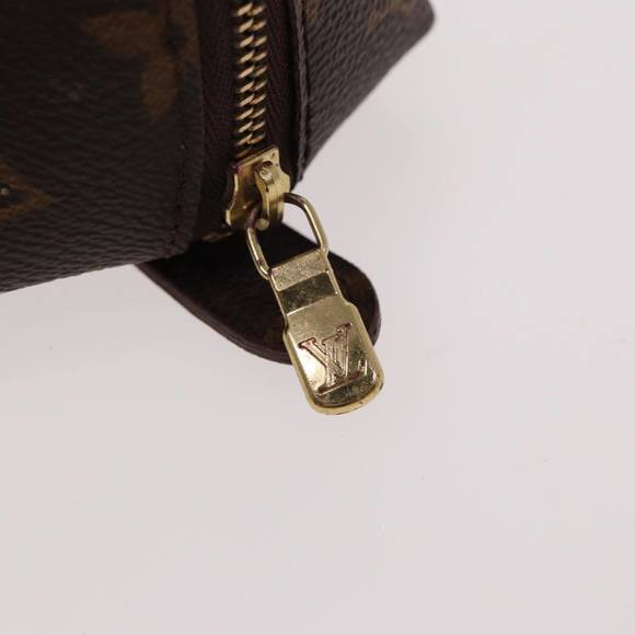 LOUIS VUITTON Monogram Trousse Demi Ronde Cosmetic Pouch M47520 LV Auth 77855 - Picture 8 of 16